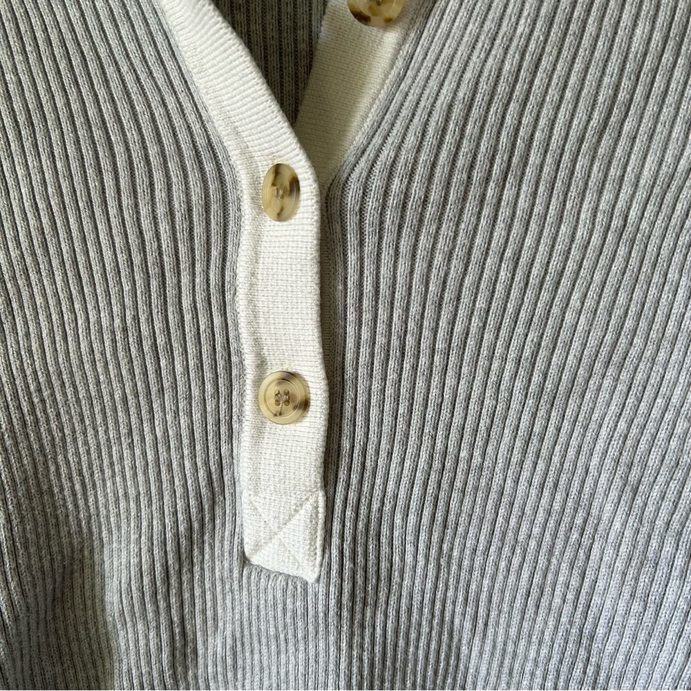 Faherty Light Gray Long-Sleeve Henley with Cream Trim - Picture 3 of 8